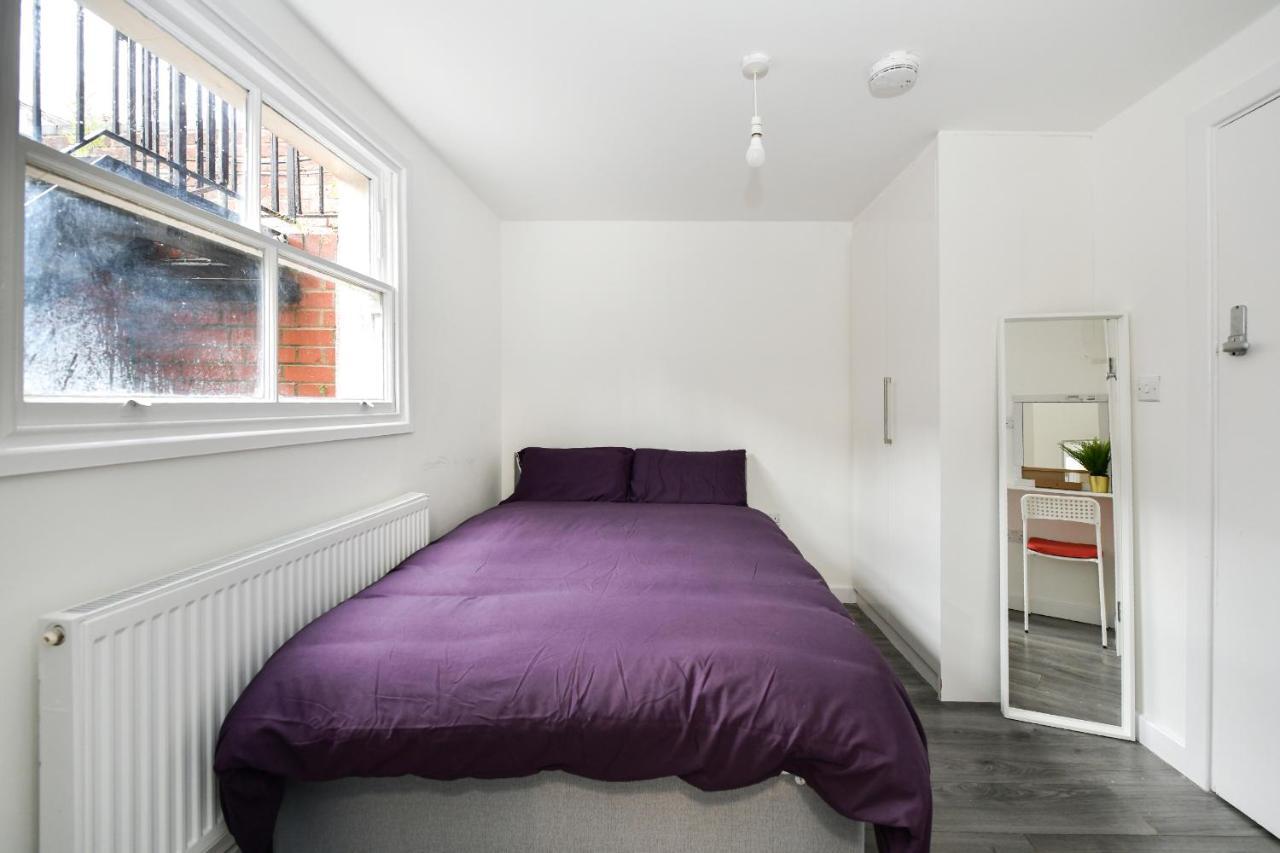 Waylen Street Suites Ридинг Экстерьер фото